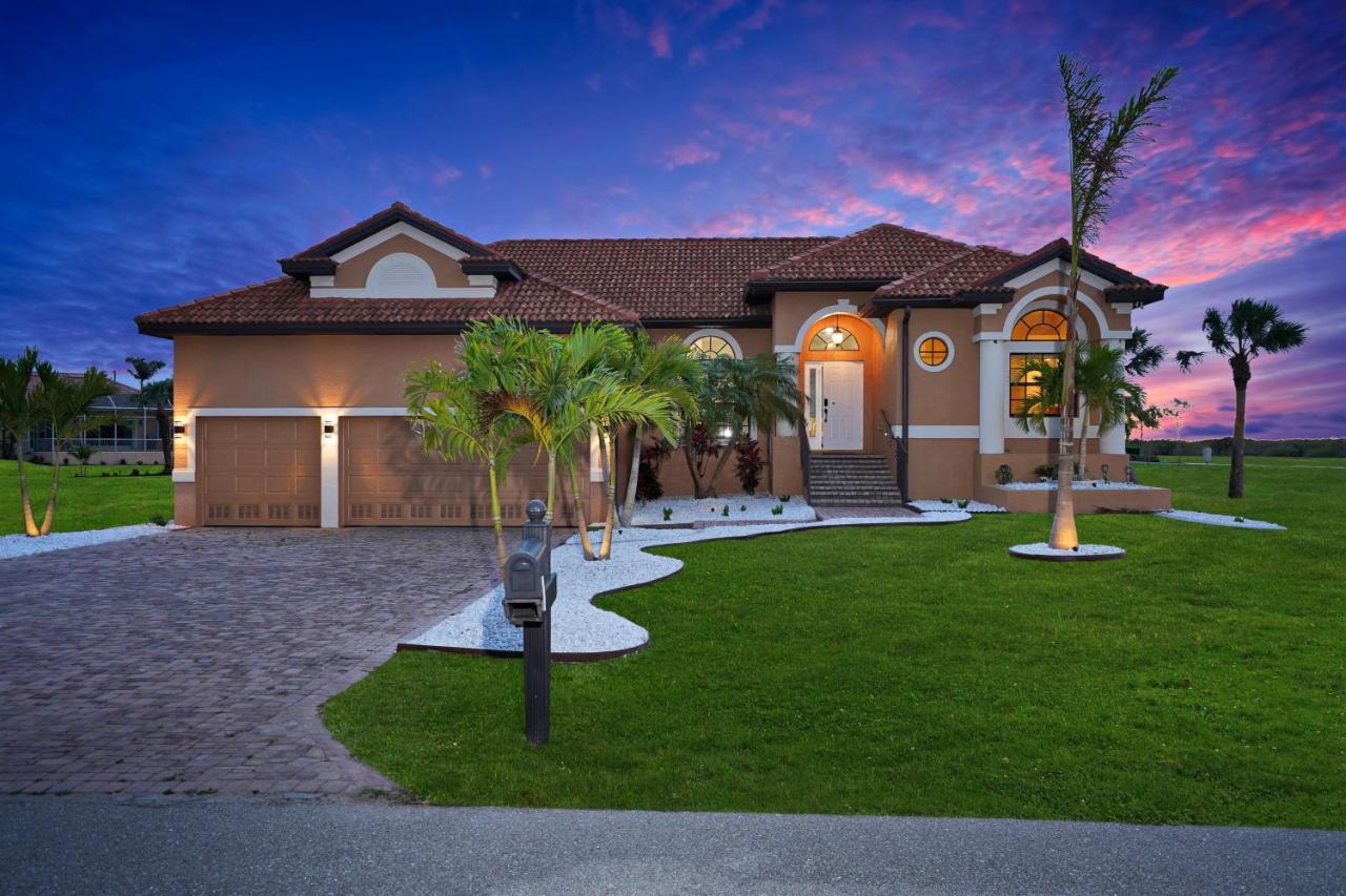 Luxury Villa In Punta Gorda Isles Exterior photo