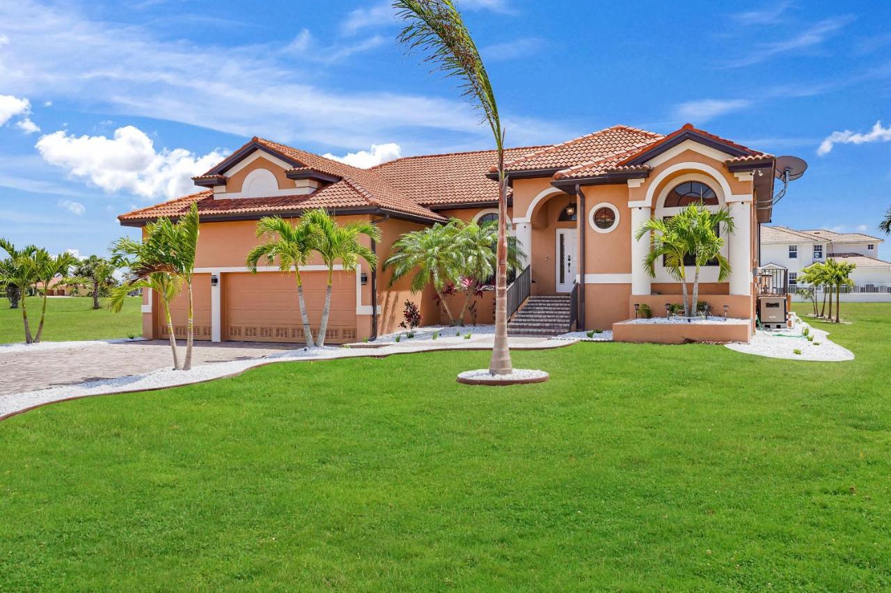 Luxury Villa In Punta Gorda Isles Exterior photo