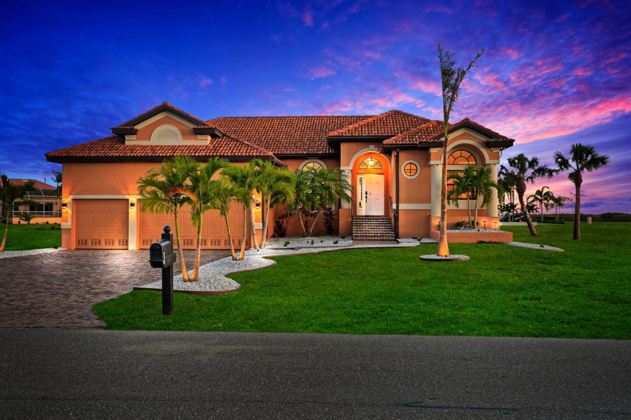 Luxury Villa In Punta Gorda Isles Exterior photo